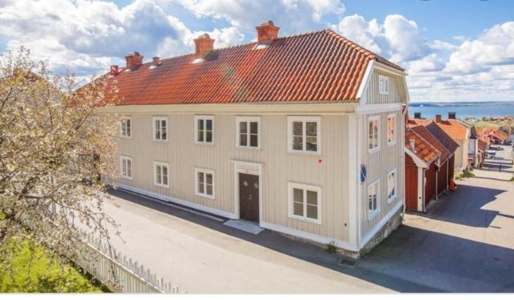 Angbaten - New Buildt Double Rooms In The Center Of Graenna With Separate Entrance Exterior foto
